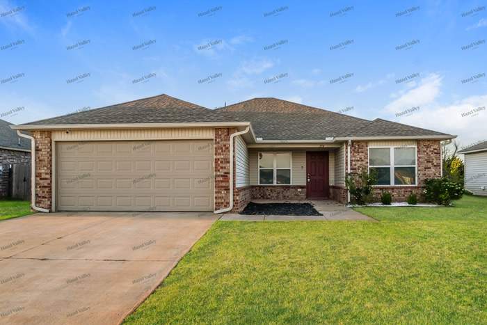734 West Lola Drive – photo 1 of 12