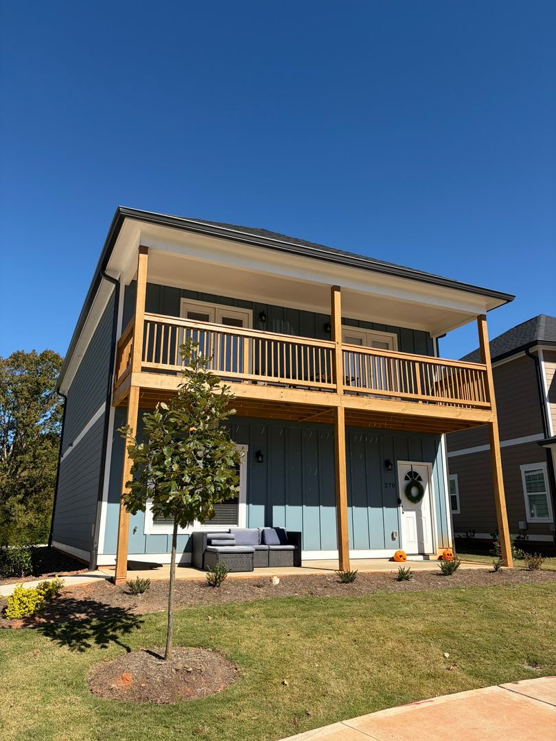 4 Bedroom 4 Bathroom Pre-Leasing for 2027 – photo 1