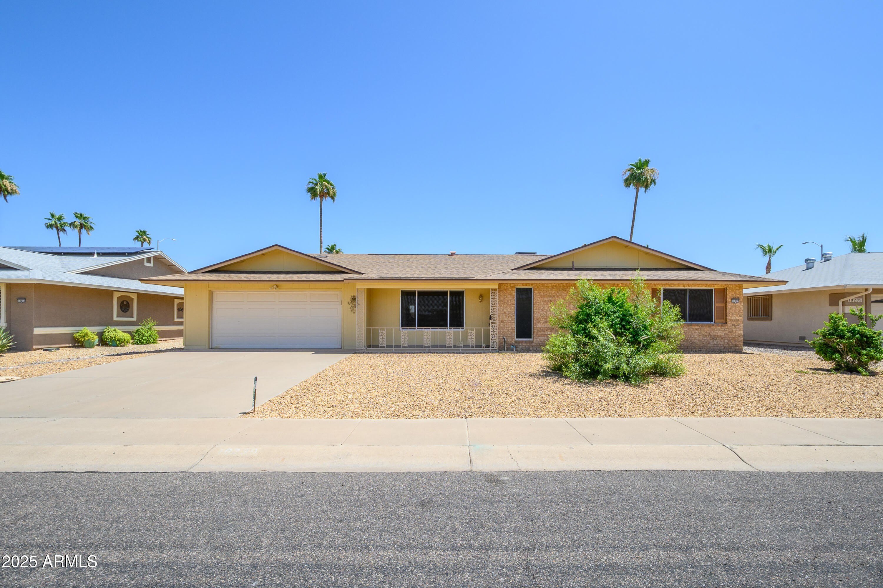 18239 N 129th Avenue – photo 1