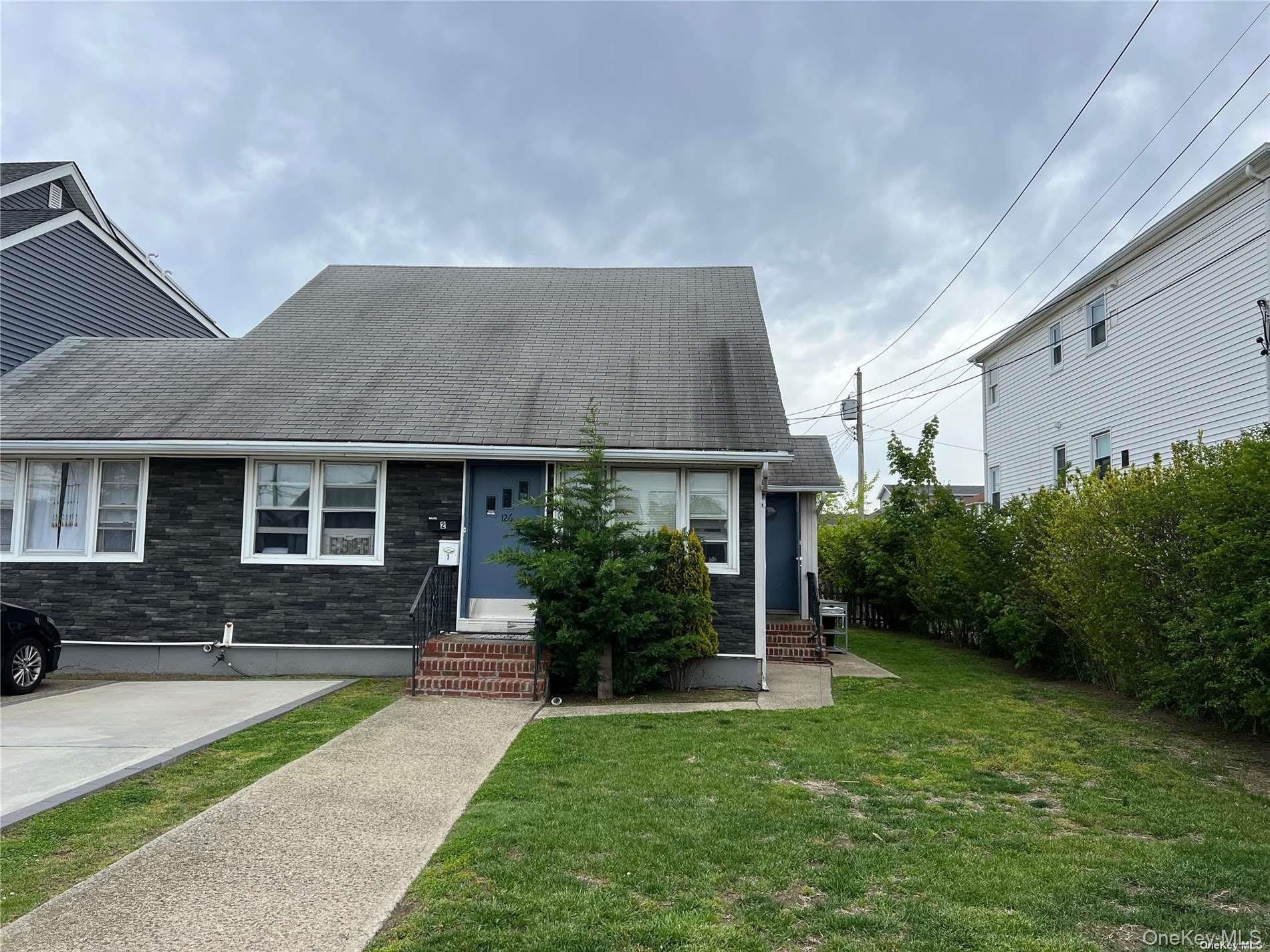 126 Radcliffe Road – photo 1