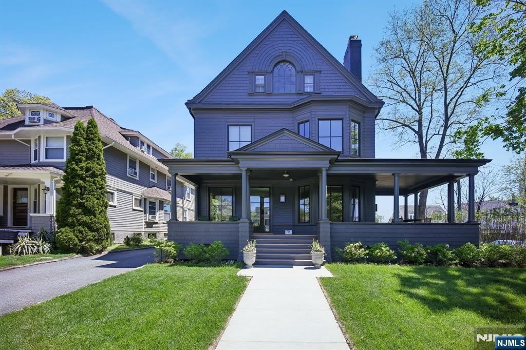 75 Midland Avenue – photo 1 of 16