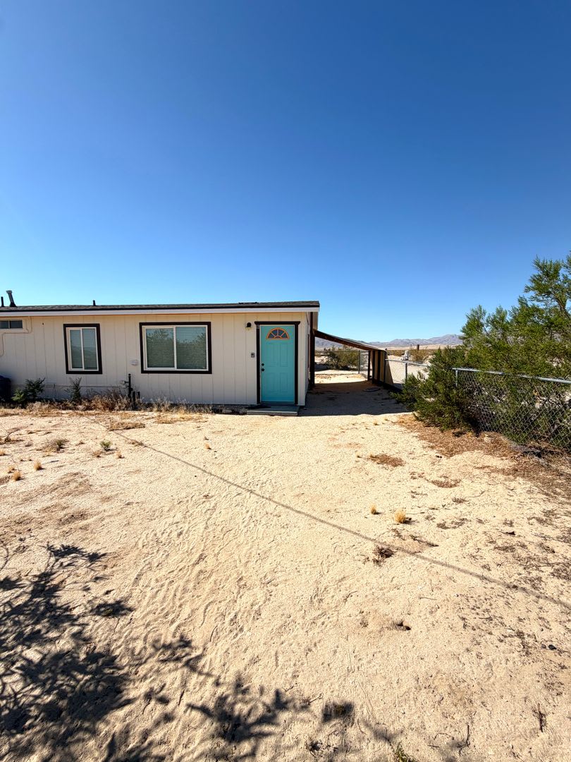 Cozy 1 Bedroom 1 Bathroom With Great Views – photo 1 of 251