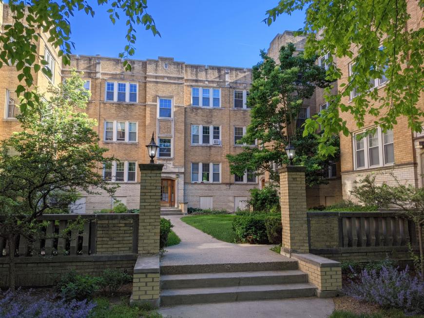 908 Reba Place – photo 1