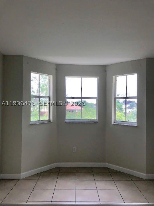 2731 SE 17th Ave – photo 1