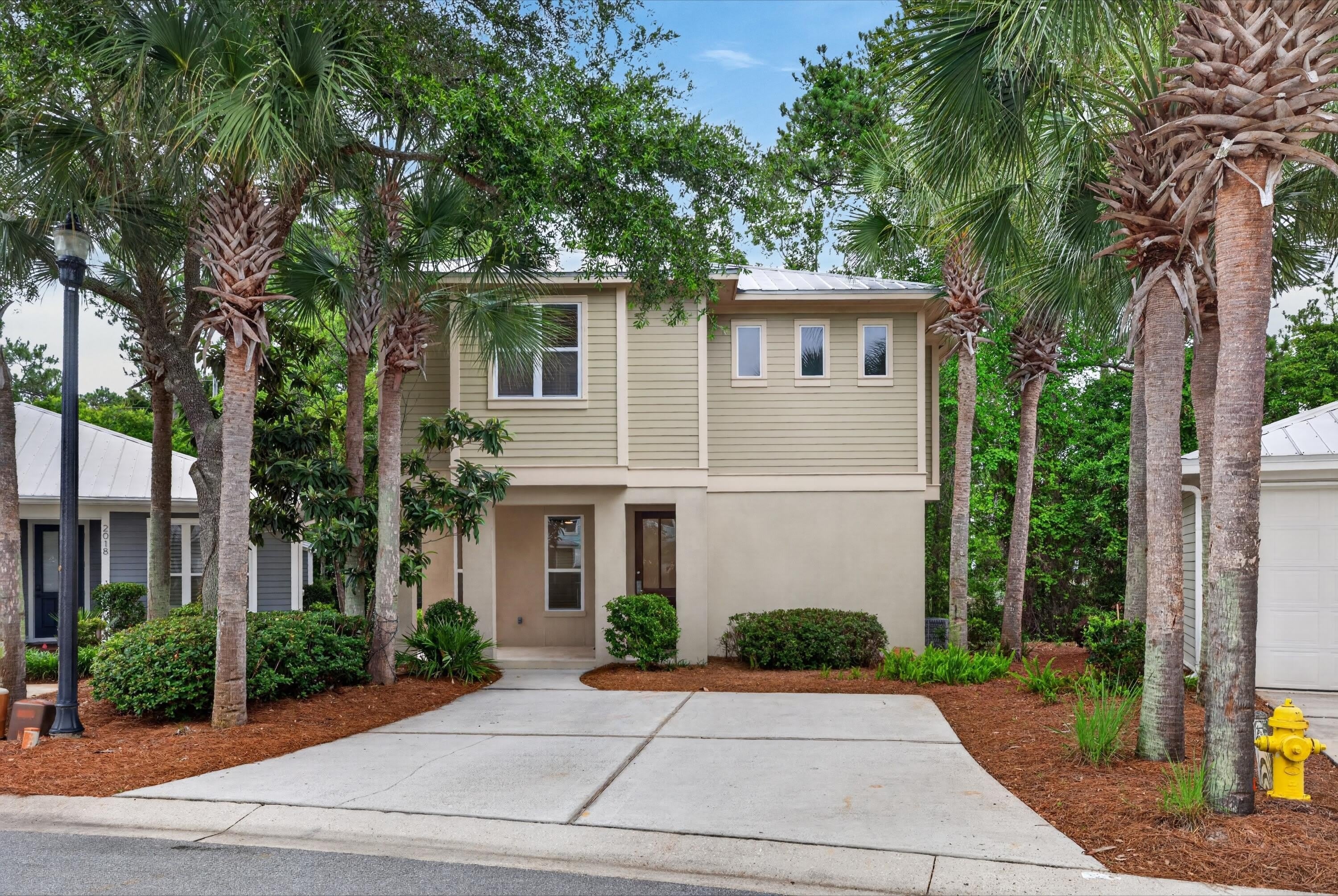 2019 Pine Island Circle – photo 1
