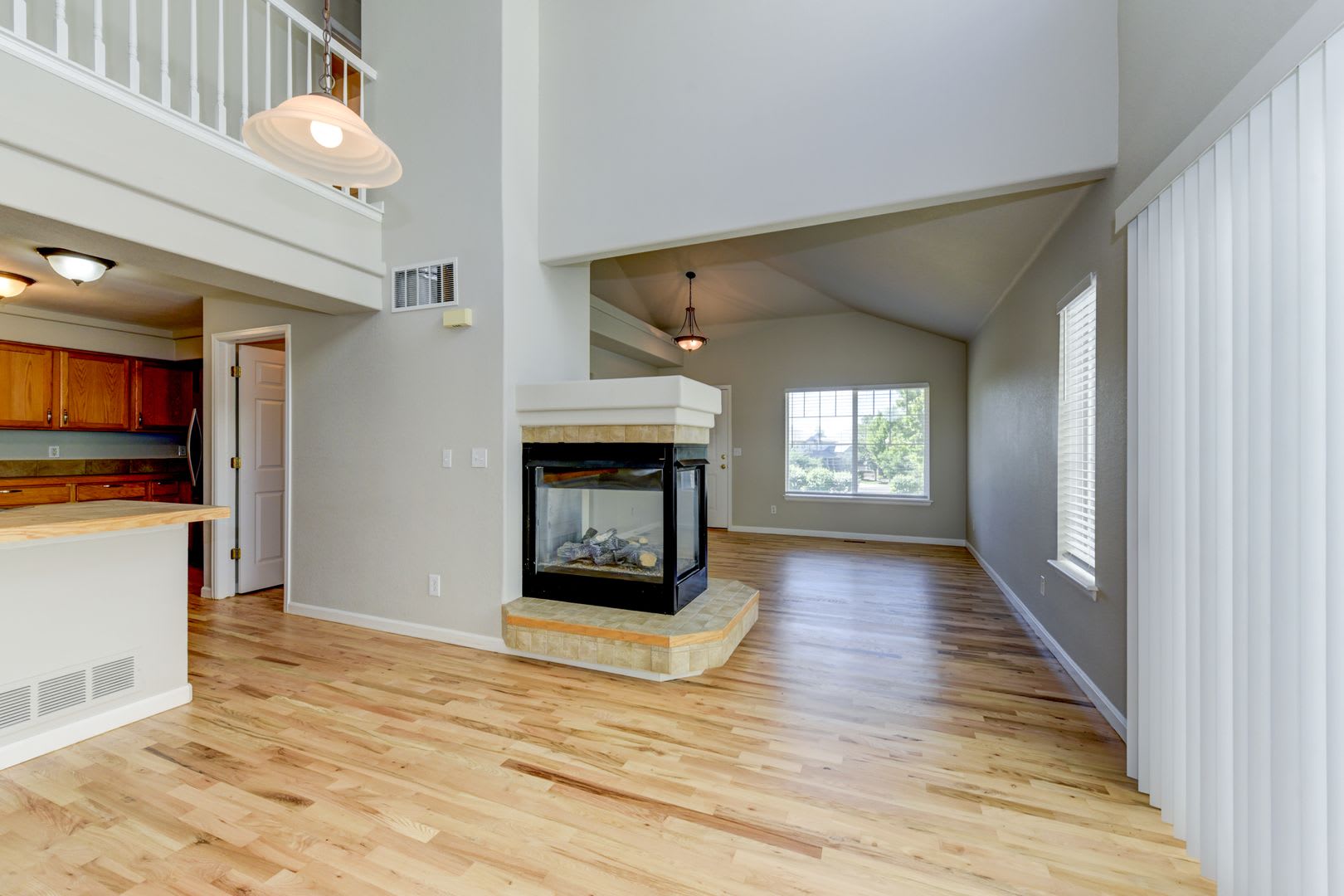 3 Bed 3 Bath corner Lot in Broomfield! Newly Refinished Wood Floors With Pool!! – photo 1