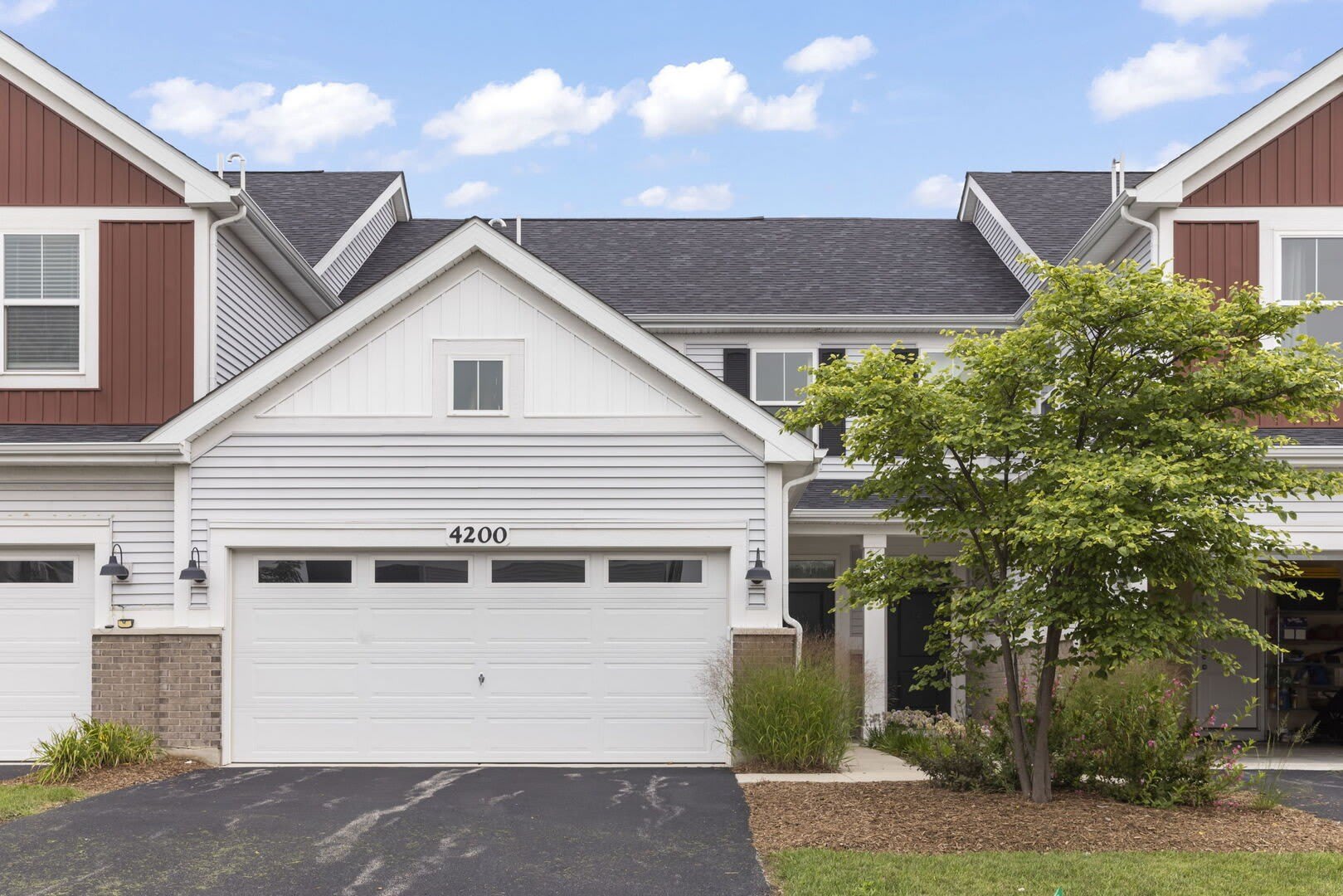 4200 Calder Lane – photo 1 of 22
