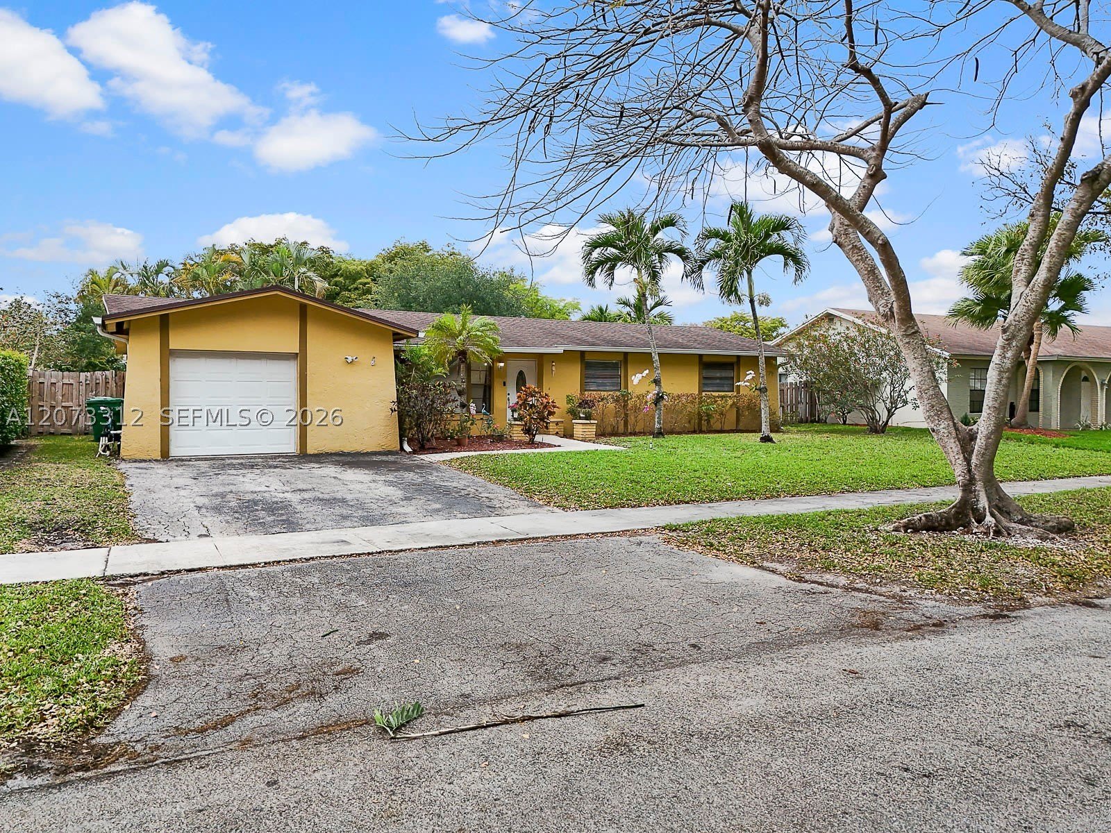 5009 SW 104th Ave – photo 1