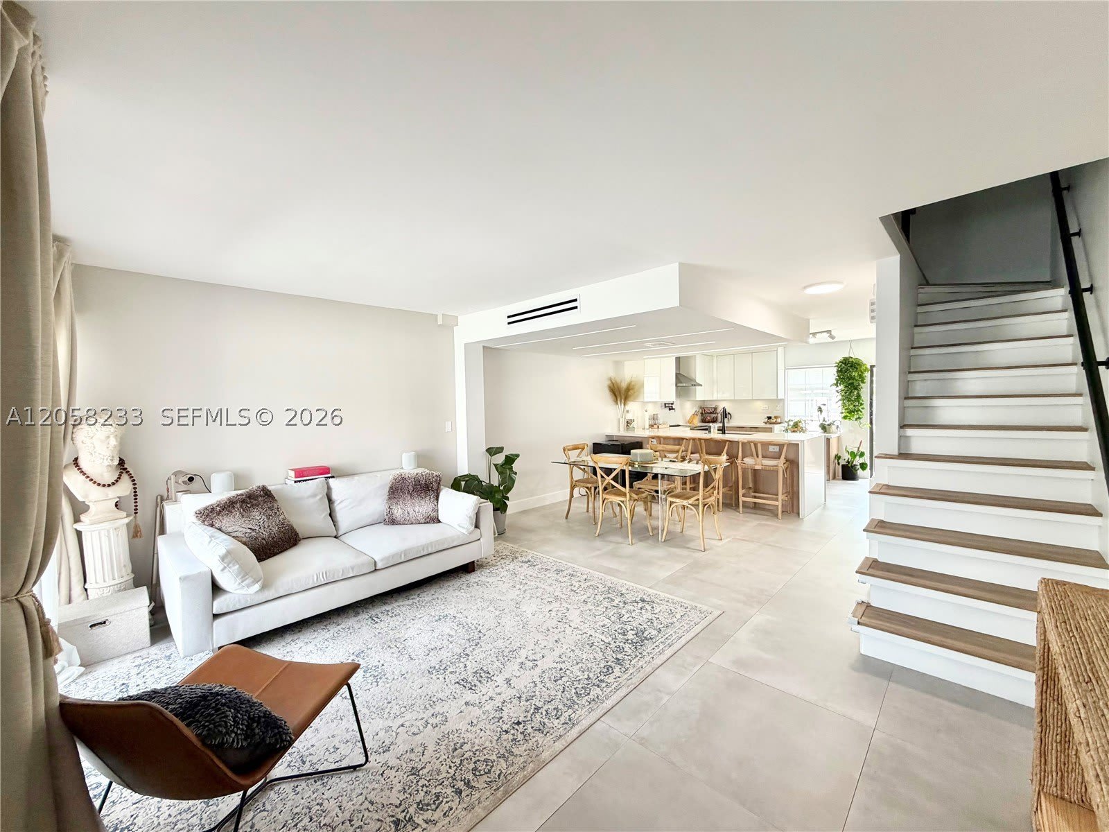 1990 Brickell Ave – photo 1