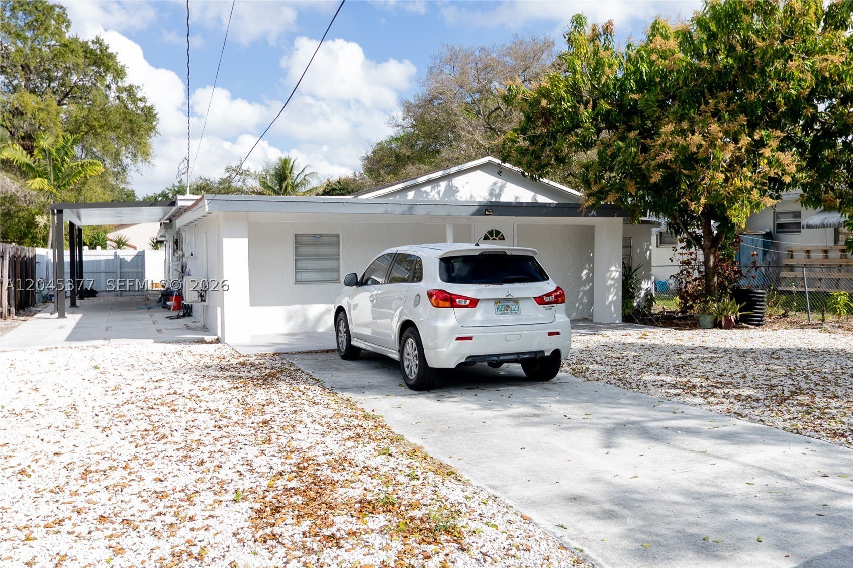 5803 Buchanan St – photo 1