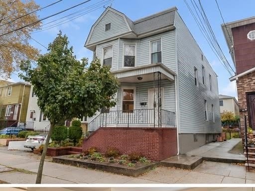 514 CROSS ST – photo 1 of 11