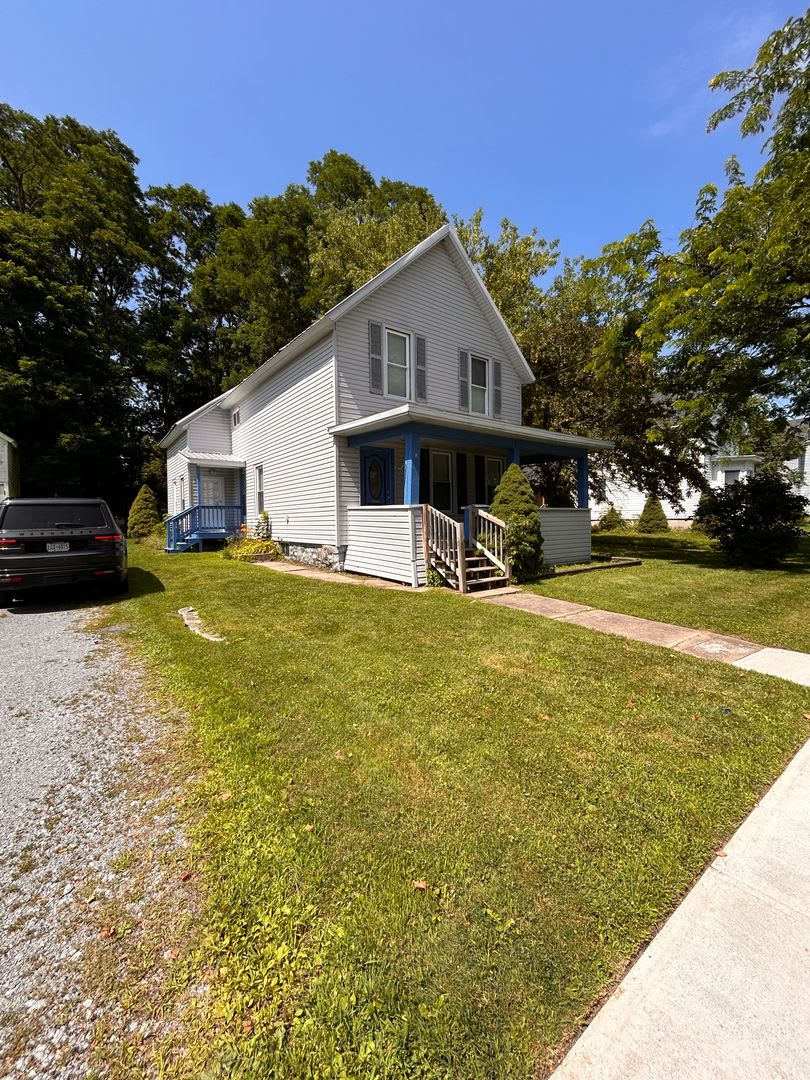 18 Liberty St – photo 1 of 47