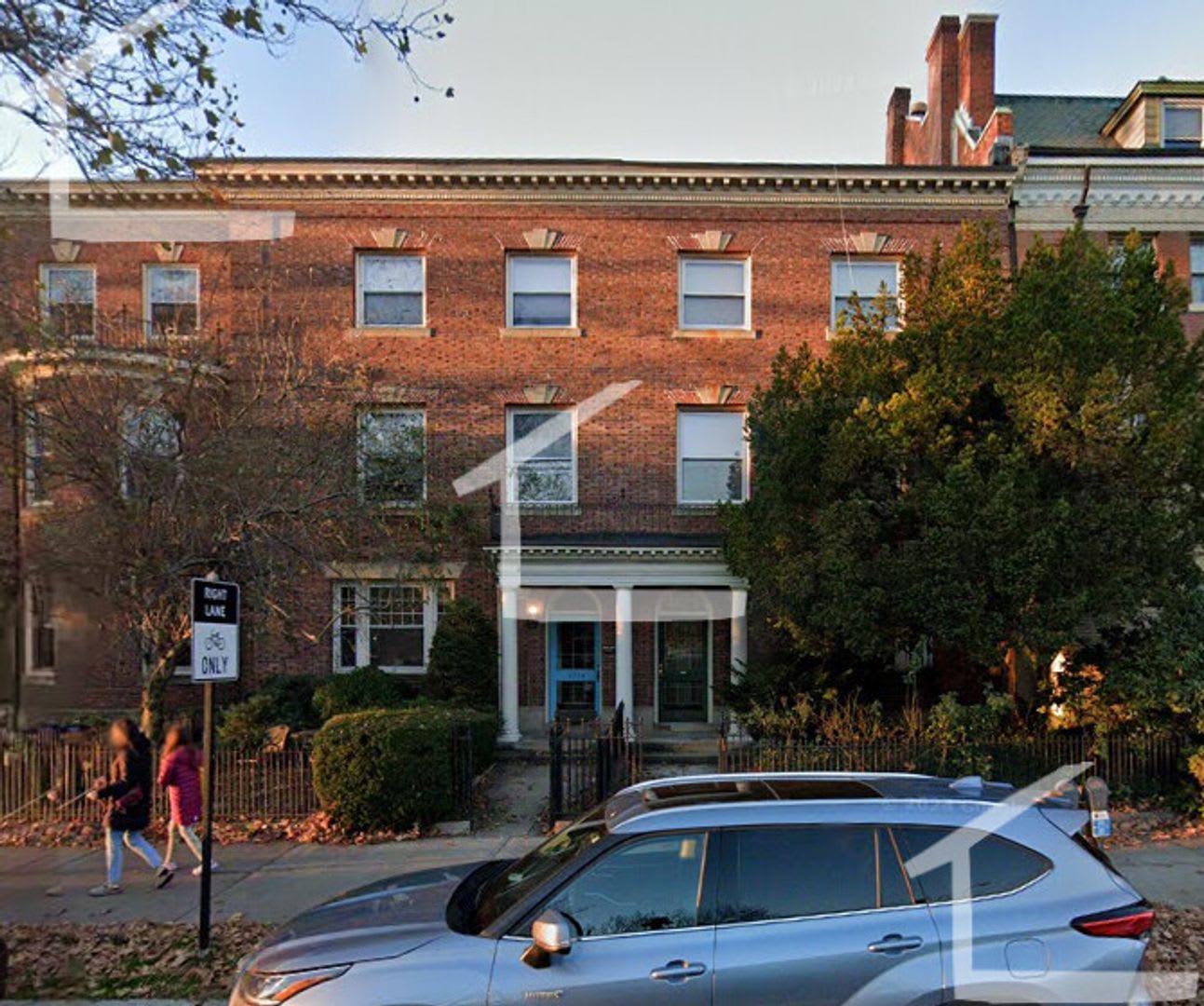 Huge 3 Bed In Brookline – photo 1