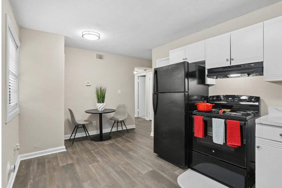 Brentwood Apartments – photo 1 of 247