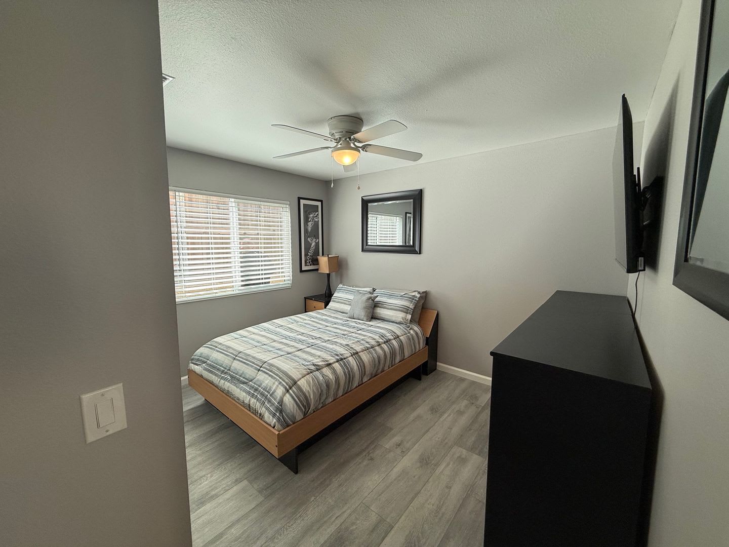 Gorgeous Furnished 3 Bedroom 2 Bath home – photo 1