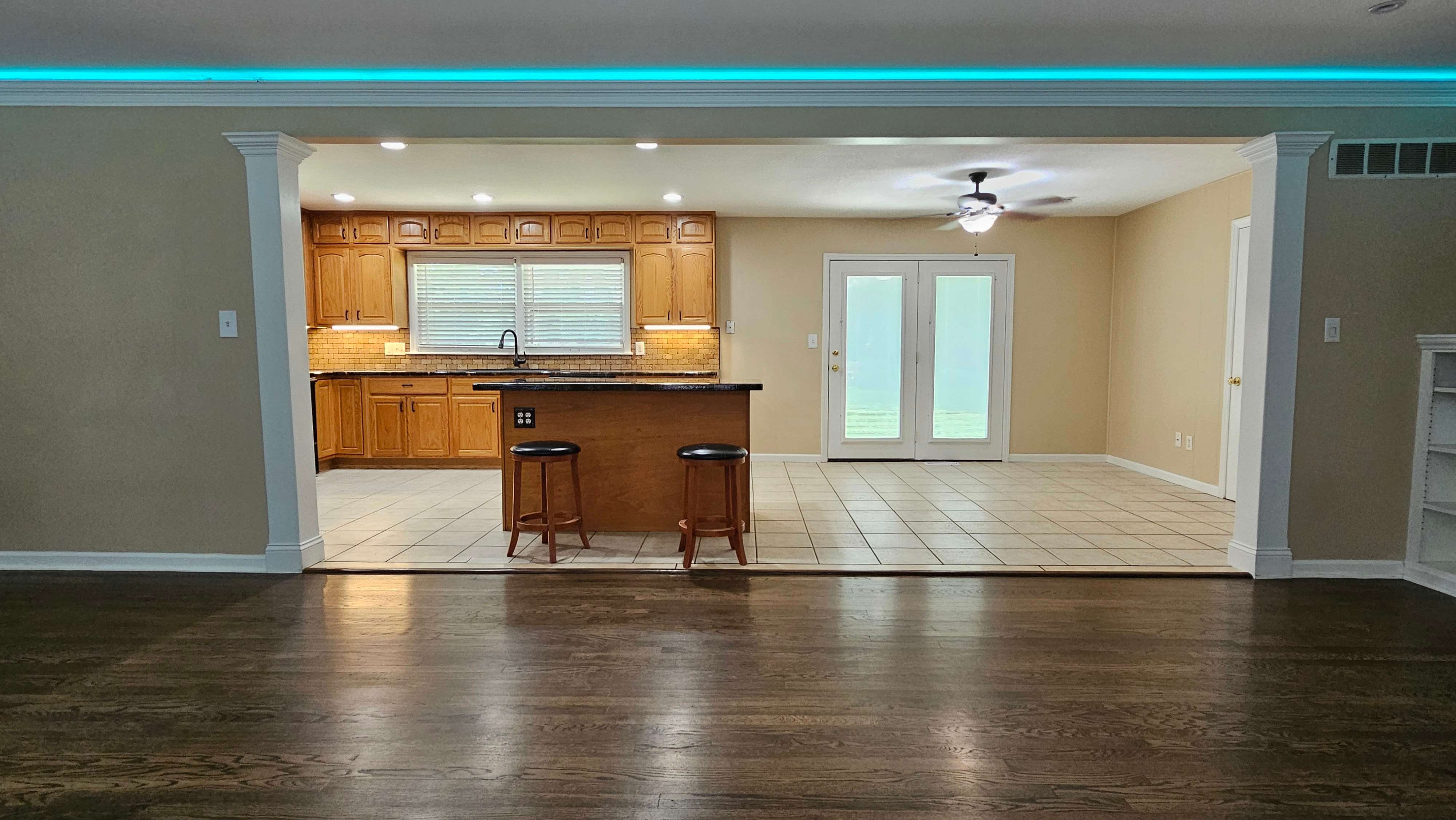 5830 Perry Lane – photo 1 of 22