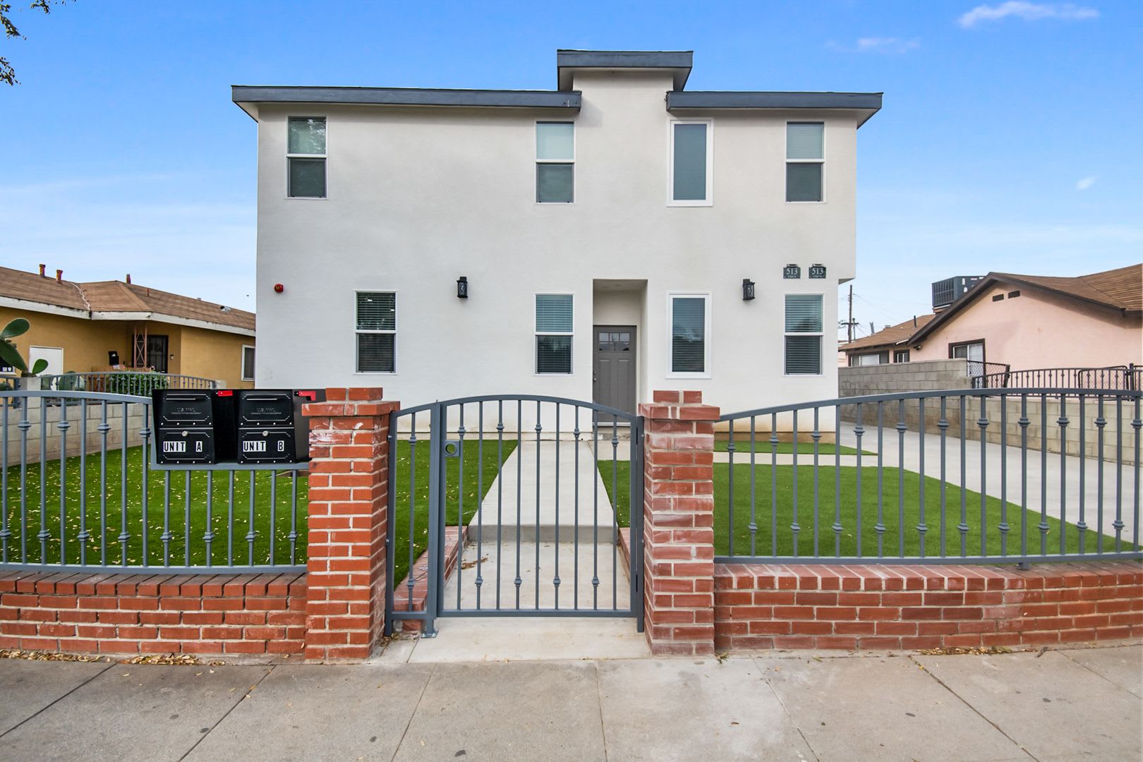Available Now Beautiful Newer 3Bedroom Near Lax And Beaches – photo 1 of 215