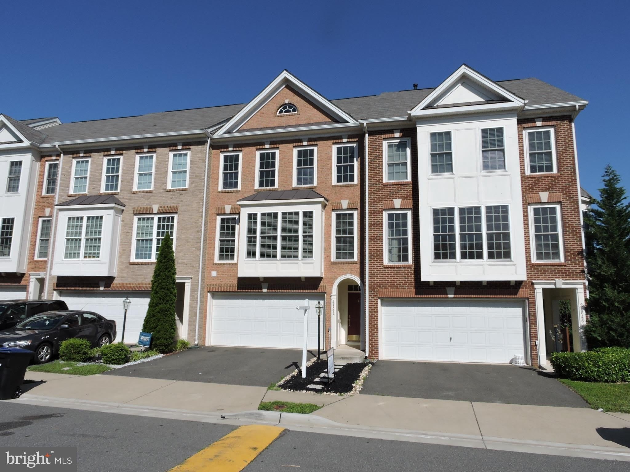 21844 LADYSLIPPER Square – photo 1