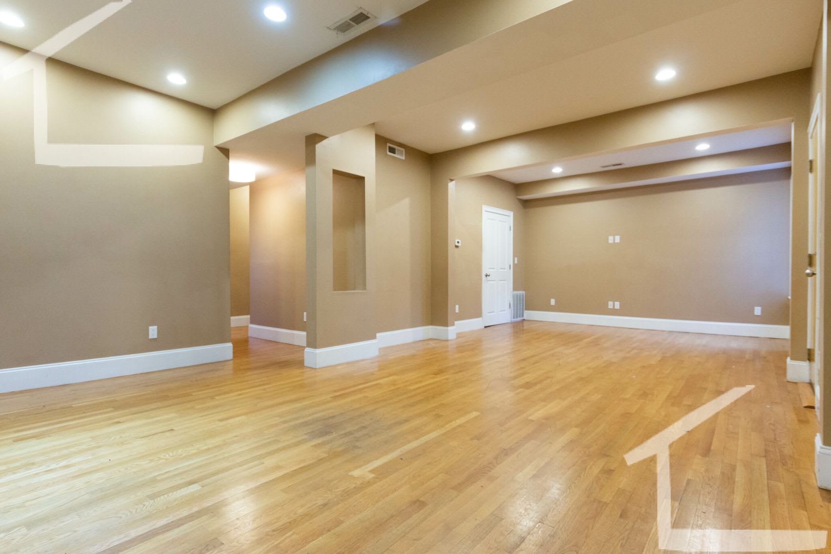 1590 Beacon St 3C Boston Ma 02446 – photo 1