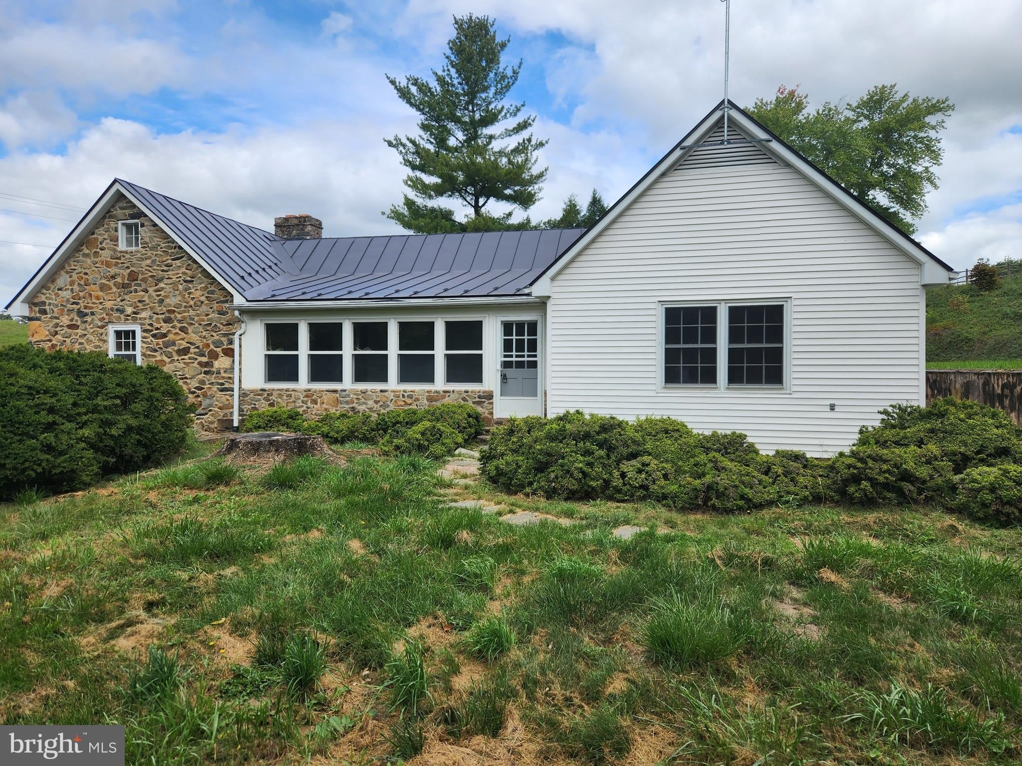 2000 RECTORTOWN – photo 1 of 15