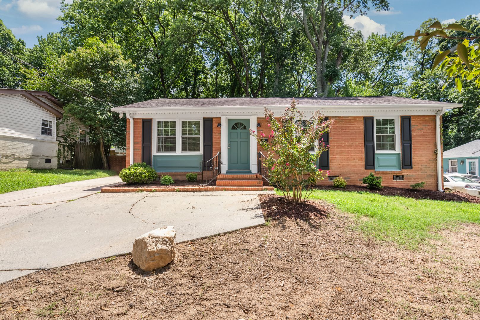 4 Bedroom Ranch w/ Fenced Yard – photo 1