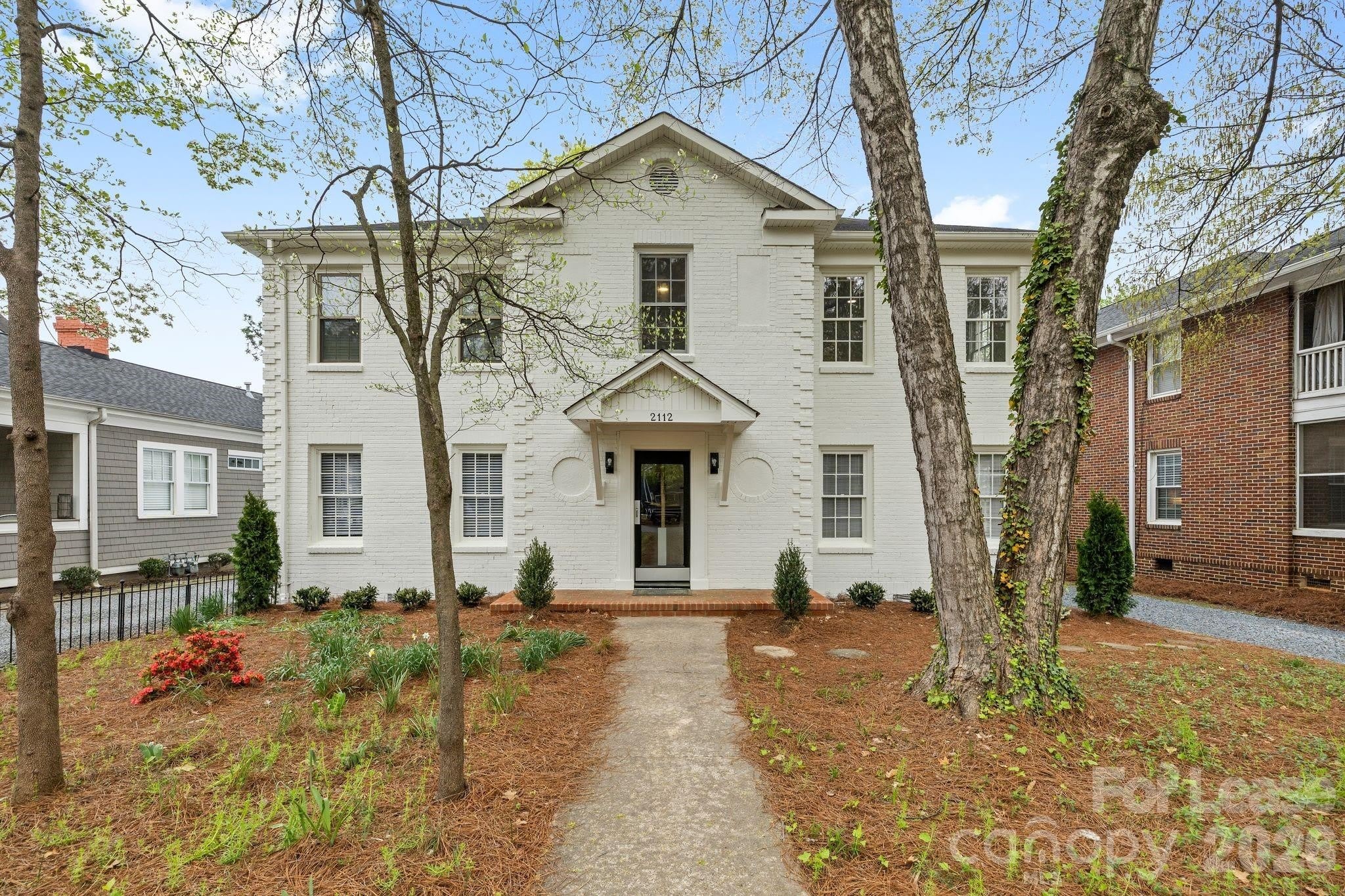 2112 Crescent Avenue – photo 1