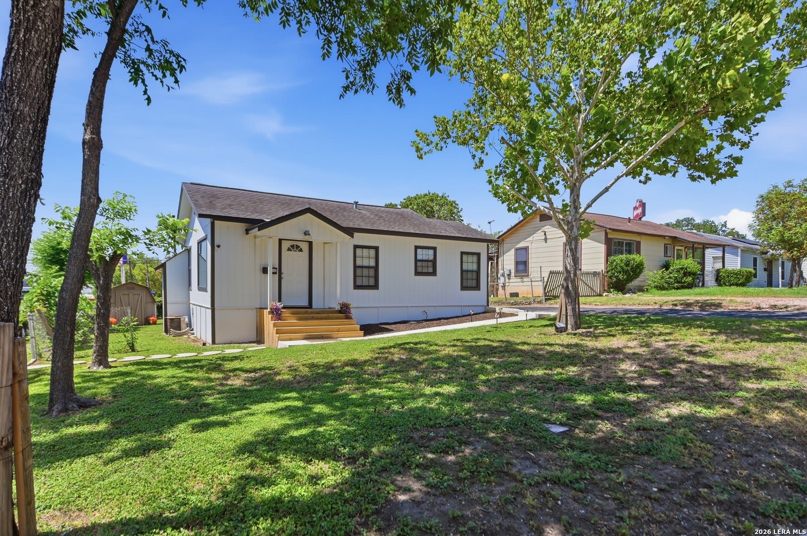 142 PENNYSTONE AVE – photo 1