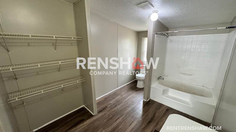 288 W Brooks Rd – photo 1