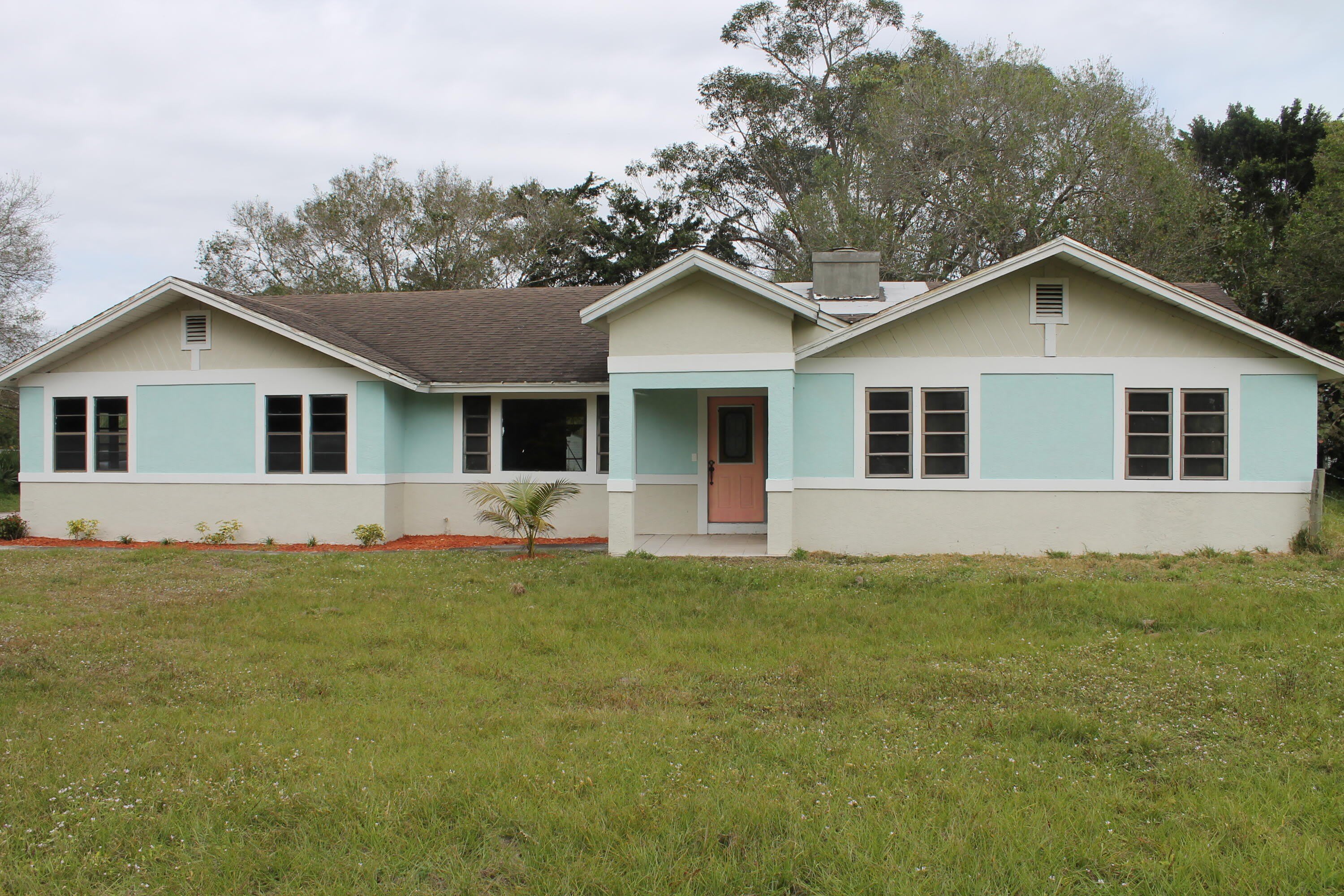 7003 SW 39th Street – photo 1