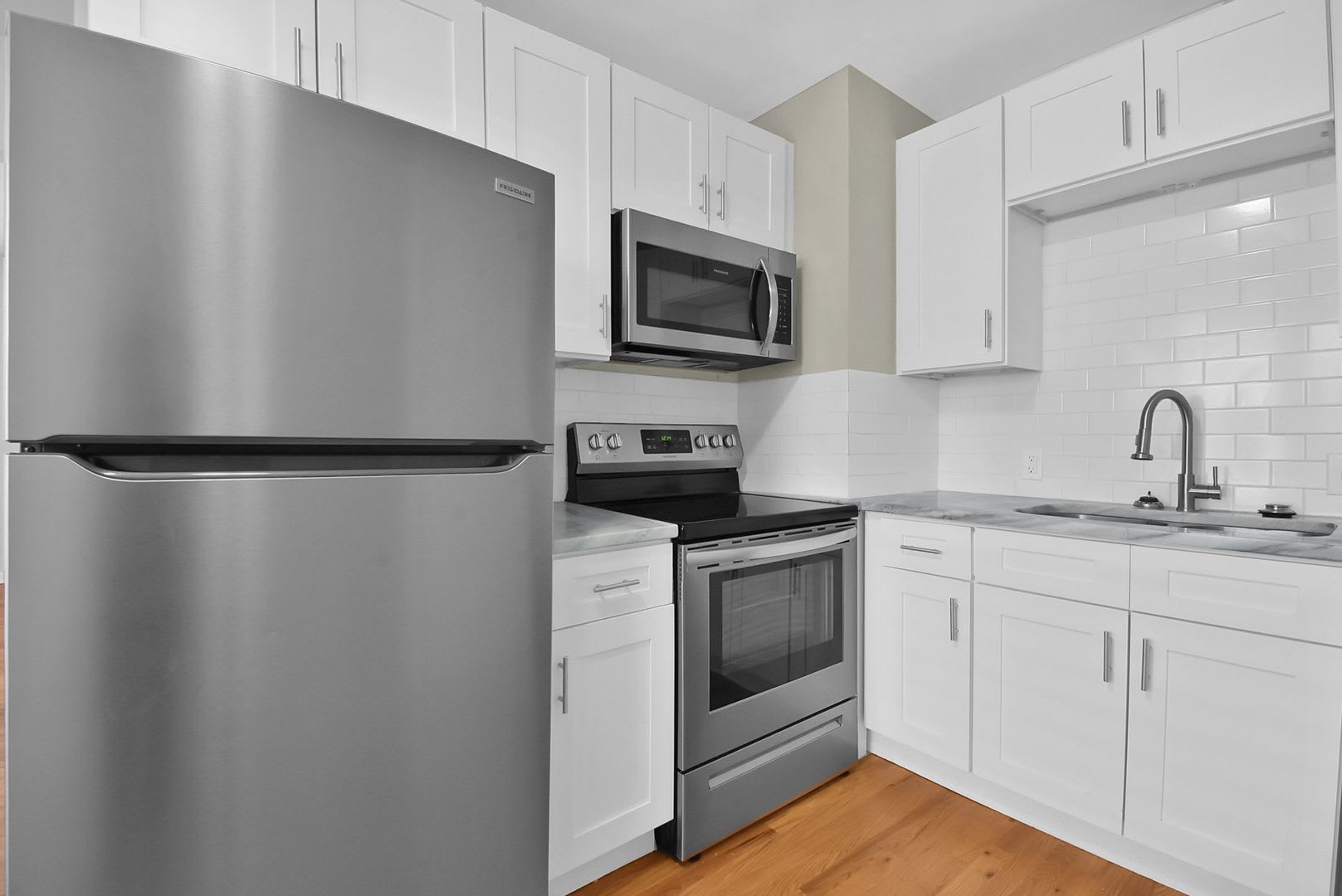 3 Bedroom Home For Rent – photo 1