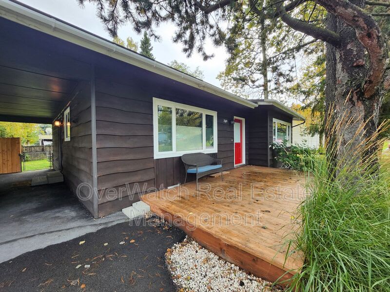 7019 Windsor Place – photo 1 of 150