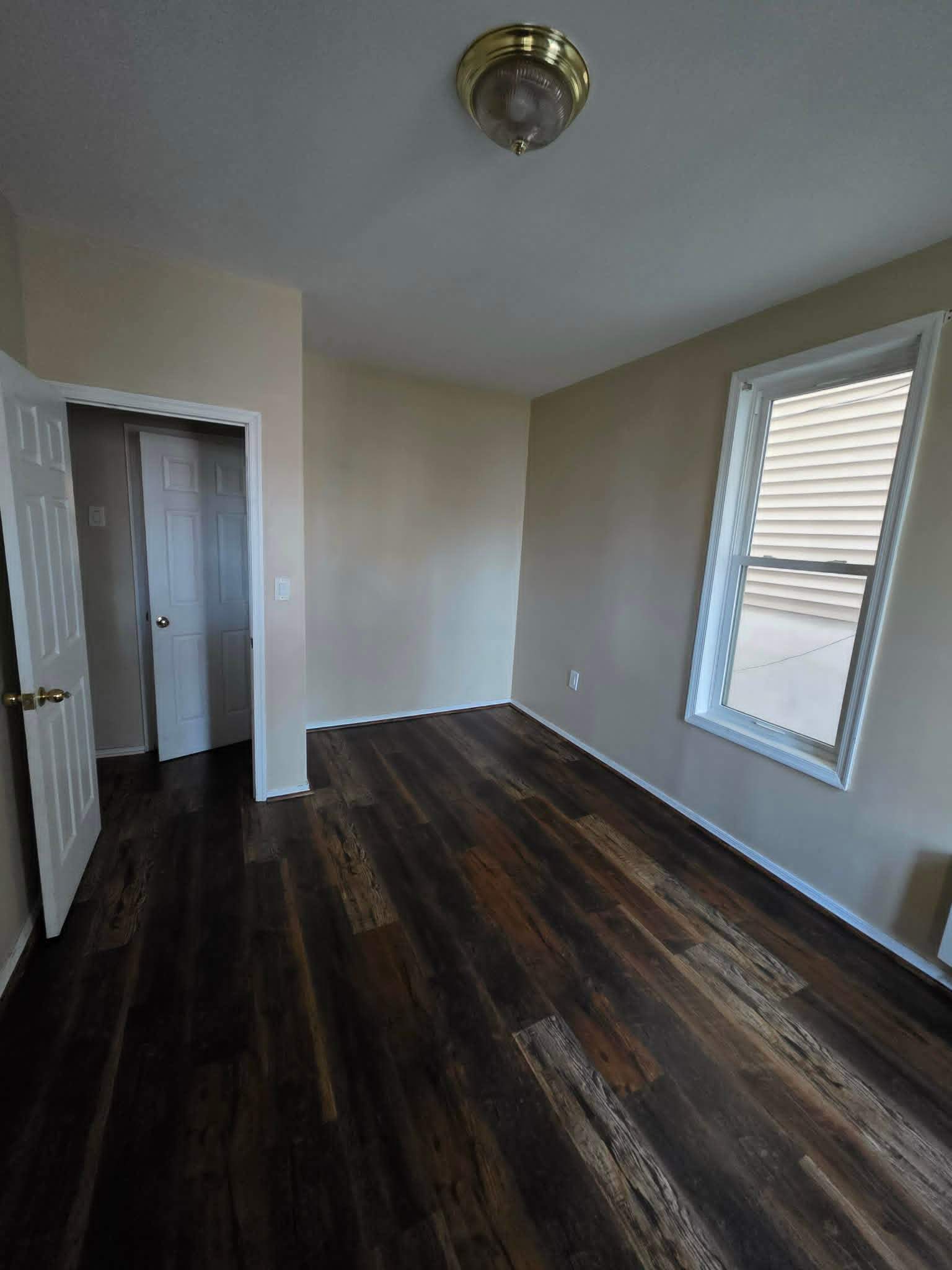 17 Orient Avenue – photo 1