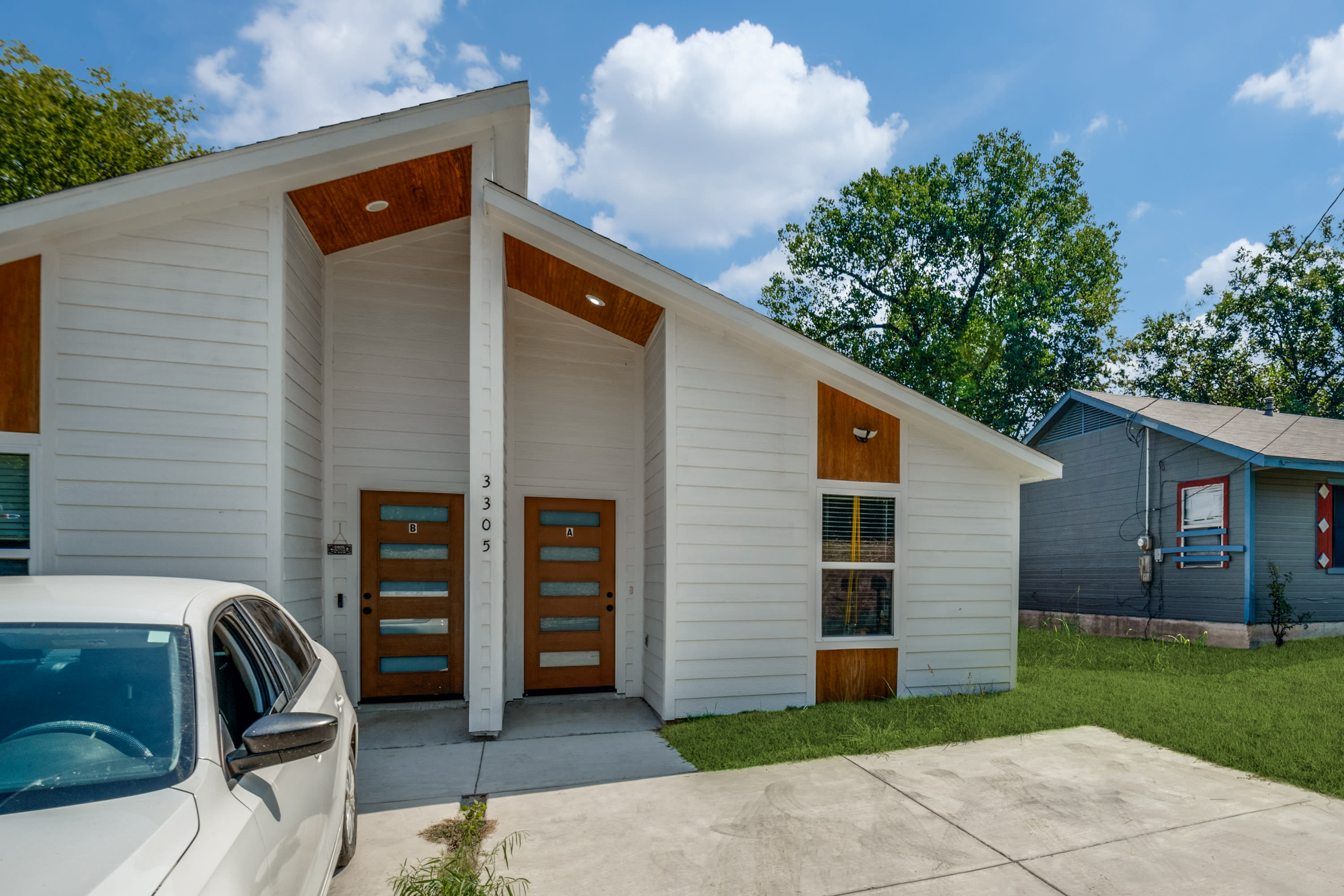 3305 Mineola Street – photo 1