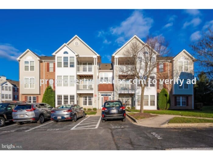902 Blueleaf Court – photo 1
