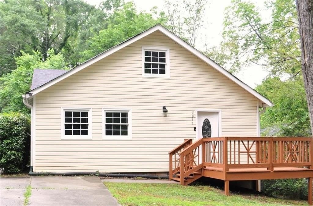 3047 Alston Drive – photo 1 of 11