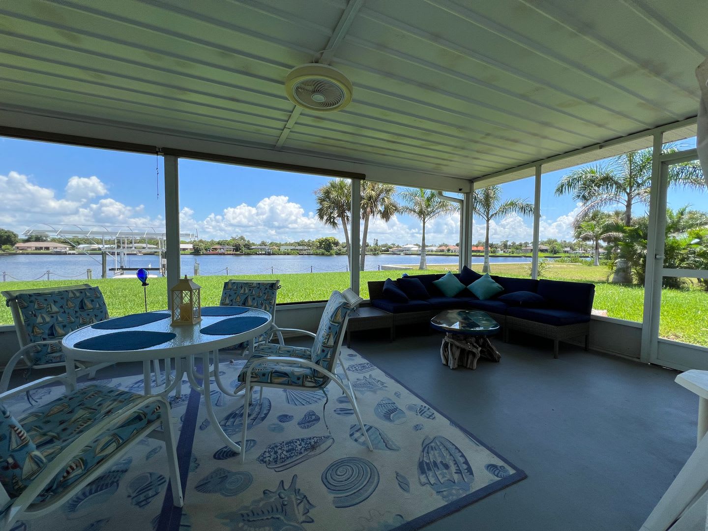 3 300 Month Short Term Seasonal Furnished 2 Bed 1 5 Bath Lakefront Single Family Home – photo 1 of 352