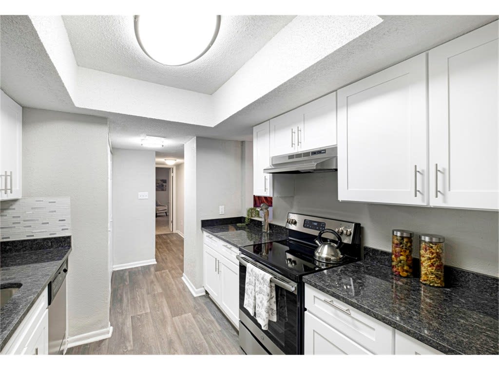 Springdale Glen Apartment Homes – photo 1 of 29