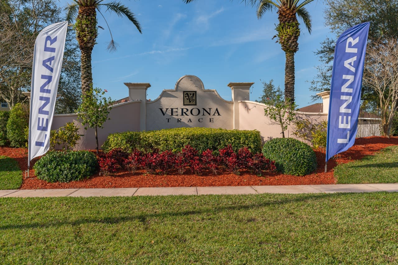 10068 W Villa Cir – photo 1 of 33