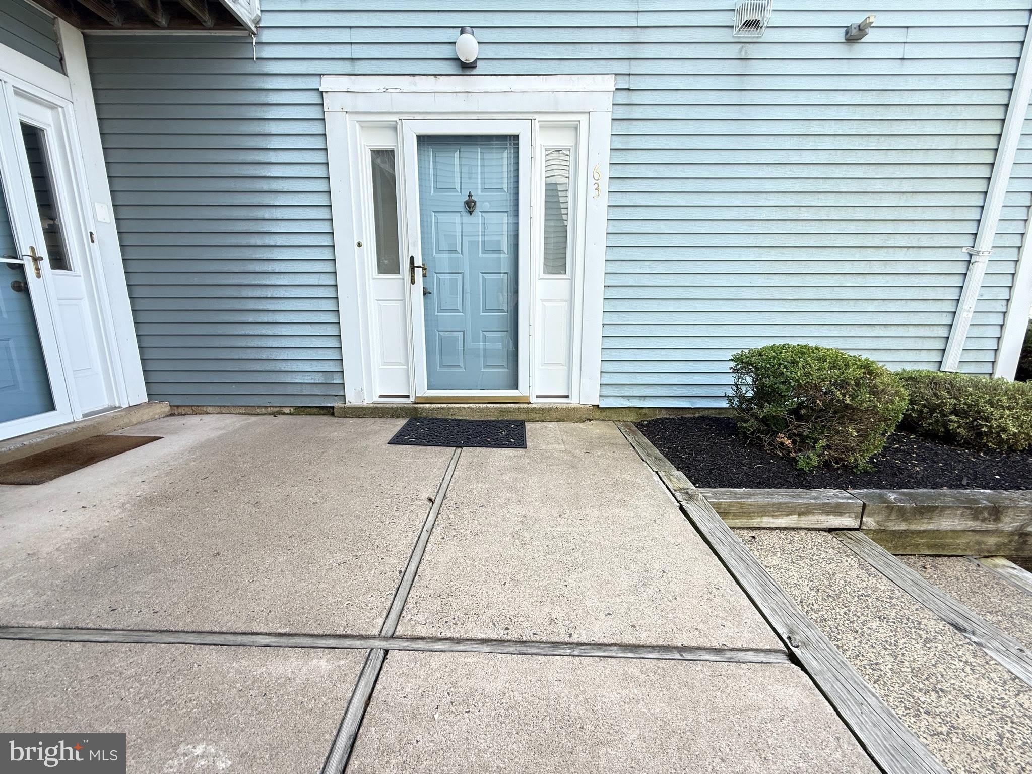 63 HILLCROFT Way – photo 1