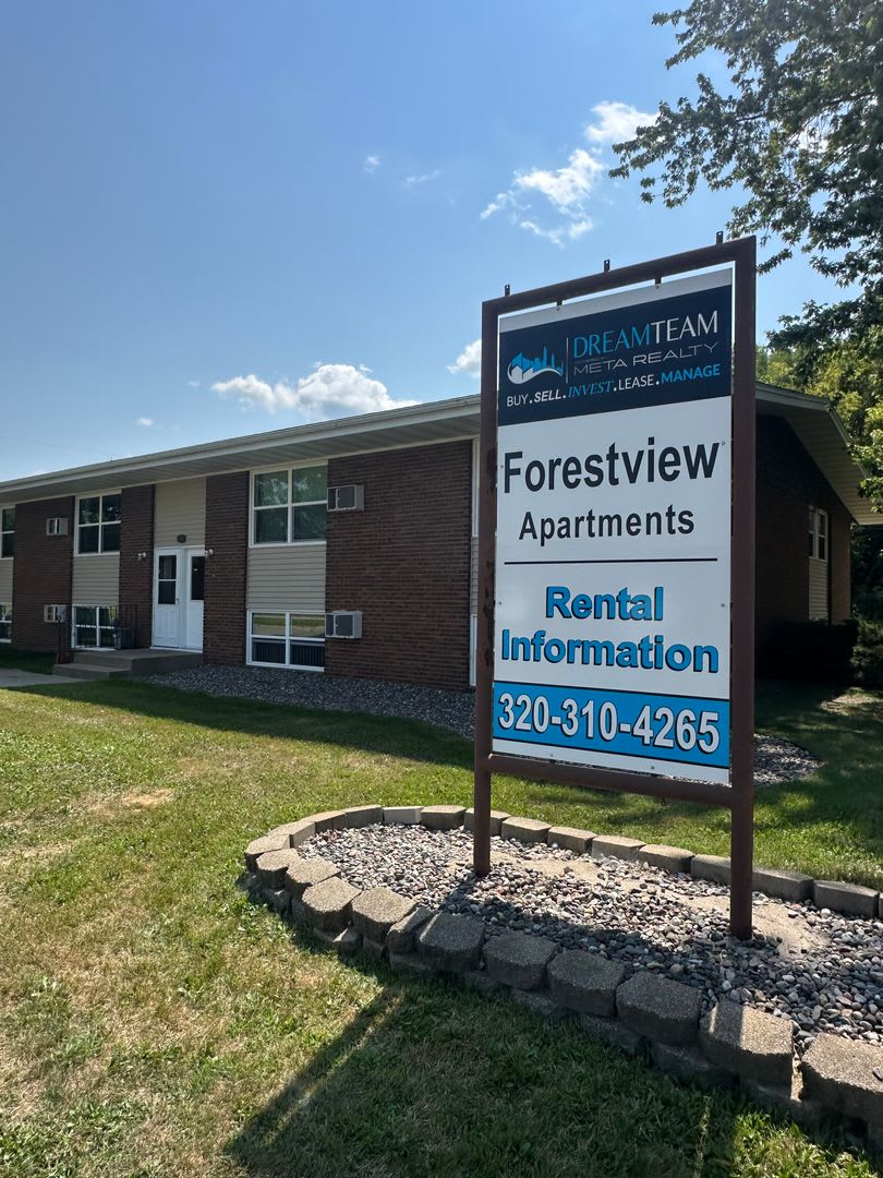 Forestview 1 Bedroom Lower Unit – photo 1