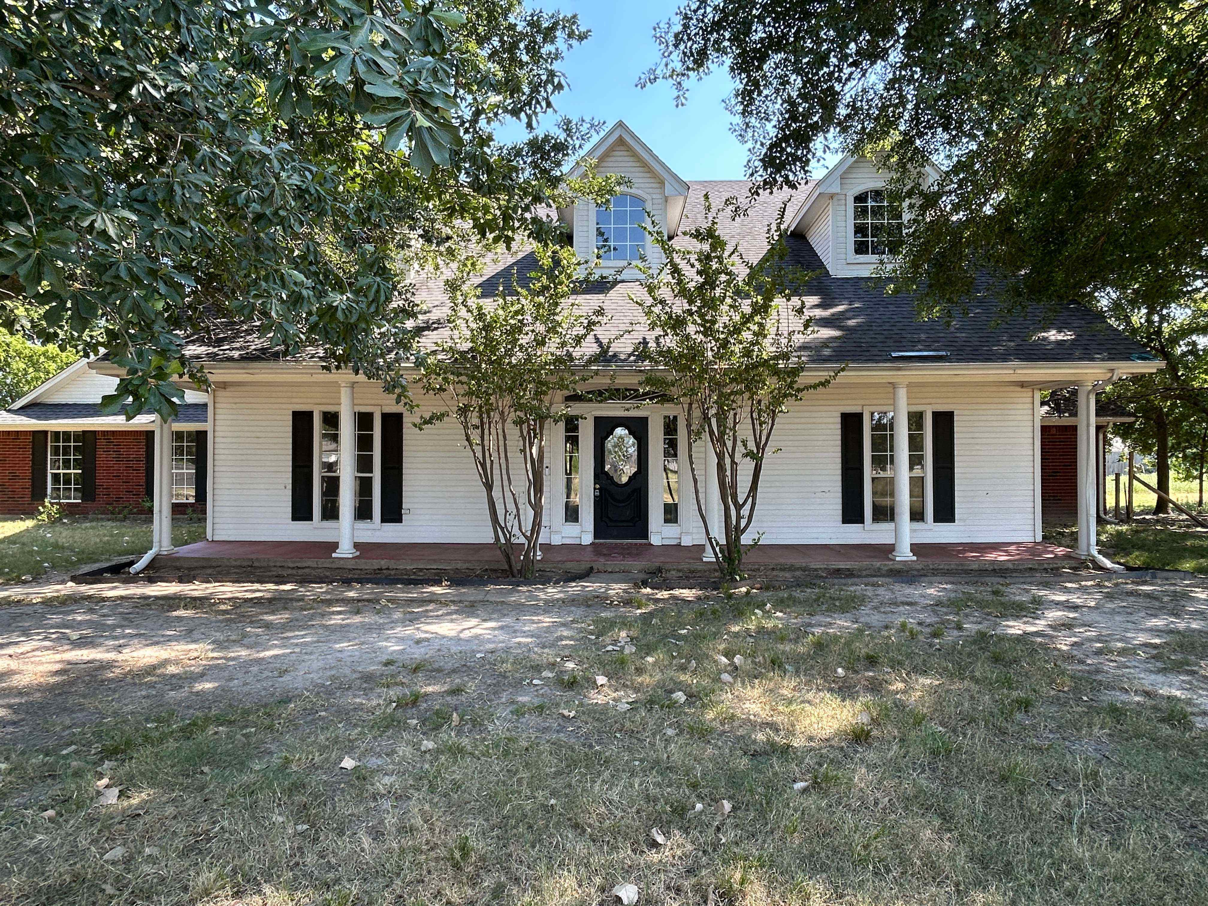 2661 Fm 35 – photo 1 of 42