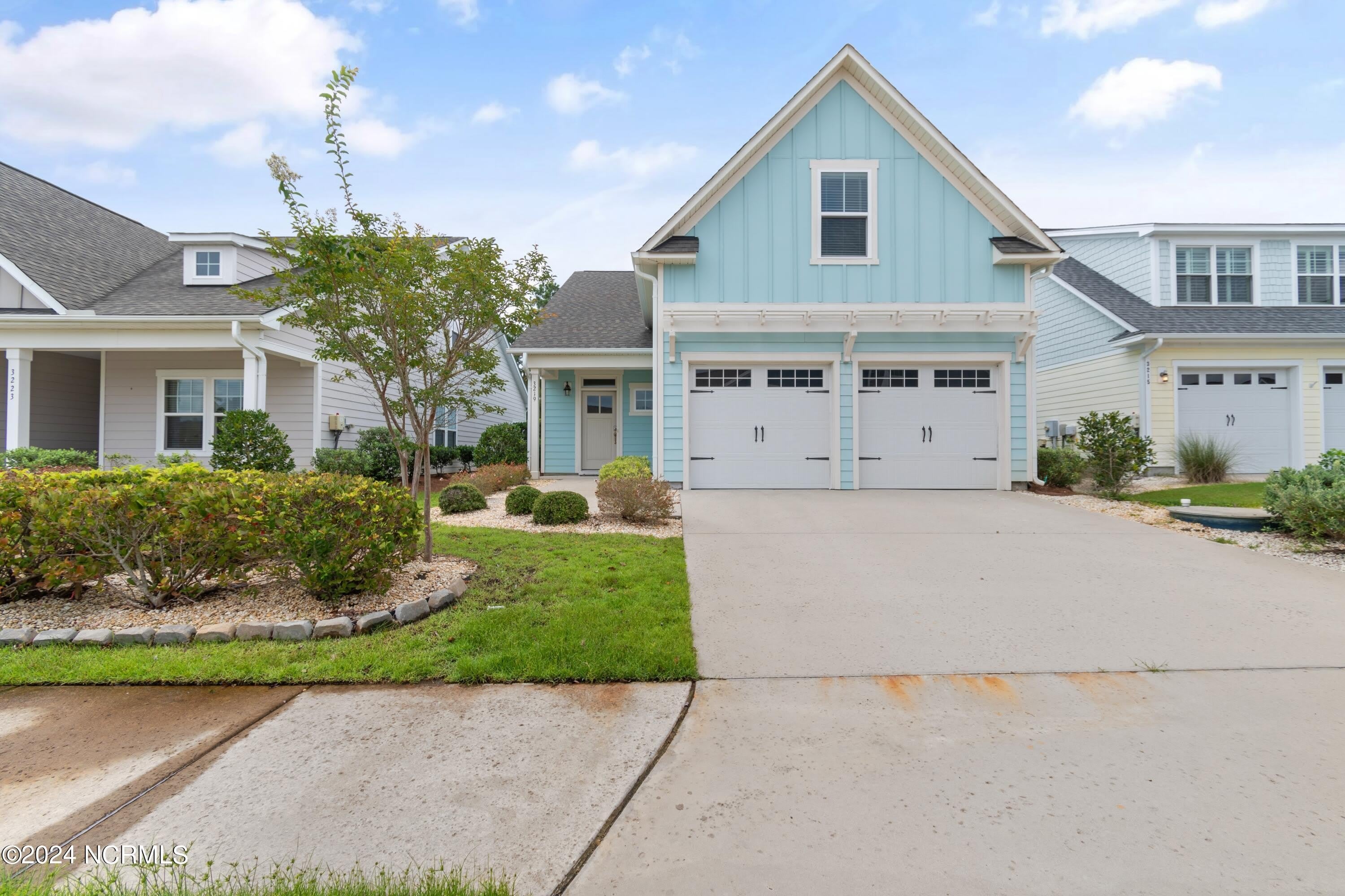 3219 Bay Winds Drive – photo 1