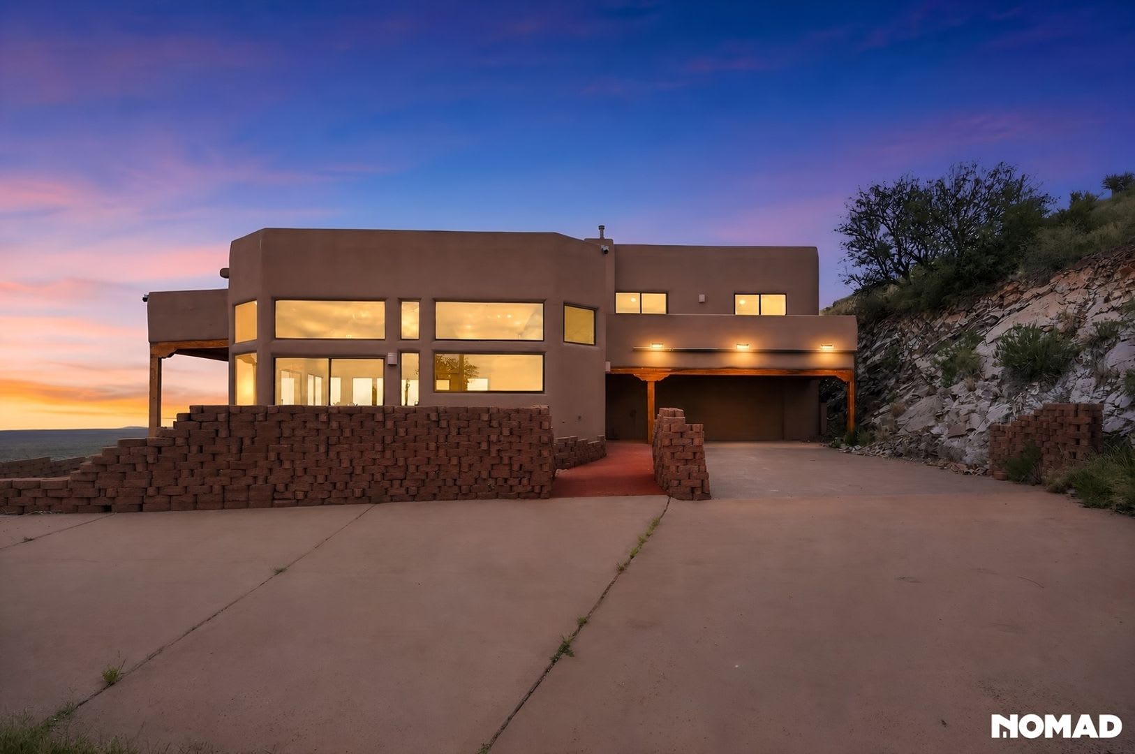 Executive Home in Soledad Canyon with Unparalleled Views – photo 1 of 36