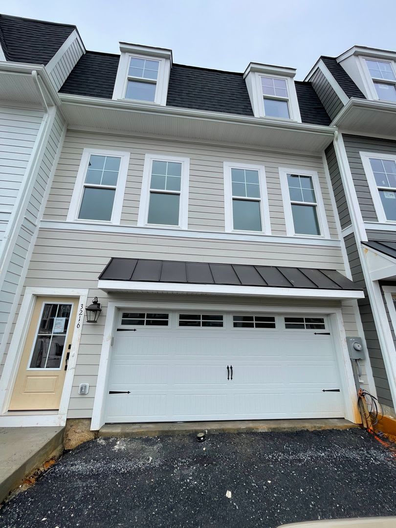 Townhouse for Rent in Preston Lake – photo 1 of 24