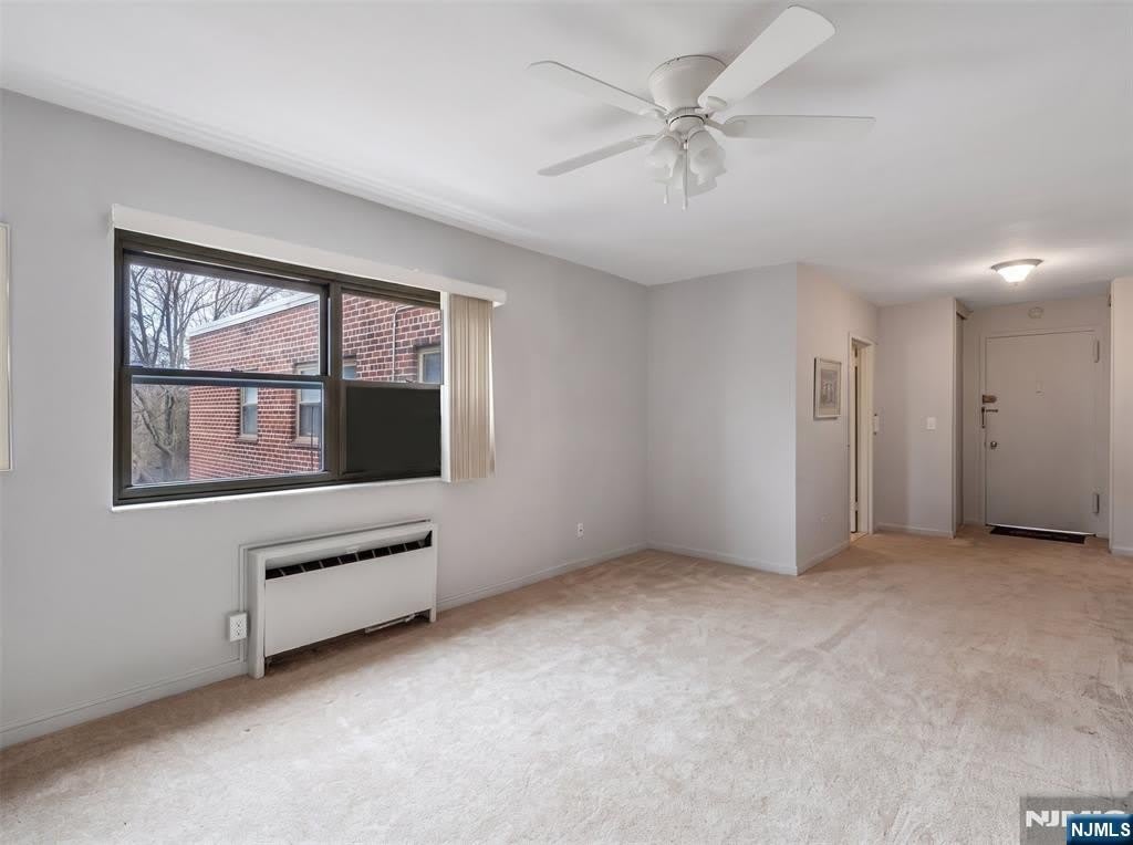 420 Park Place – photo 1 of 23