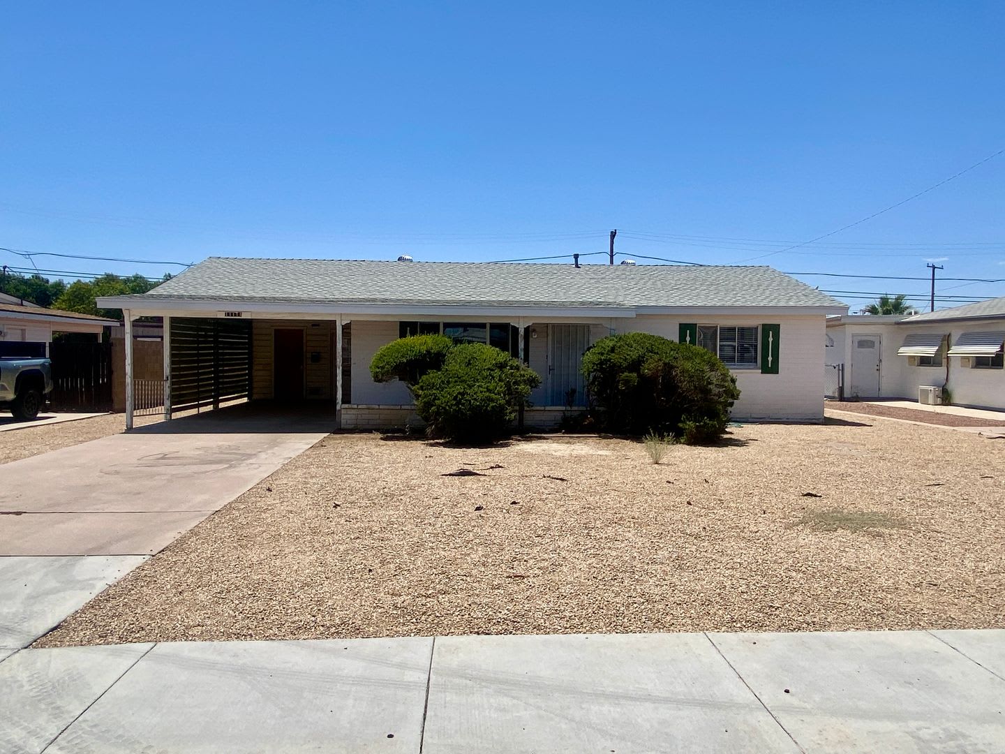 2 Bedroom, 1 Bathroom in Youngtown – photo 1 of 22