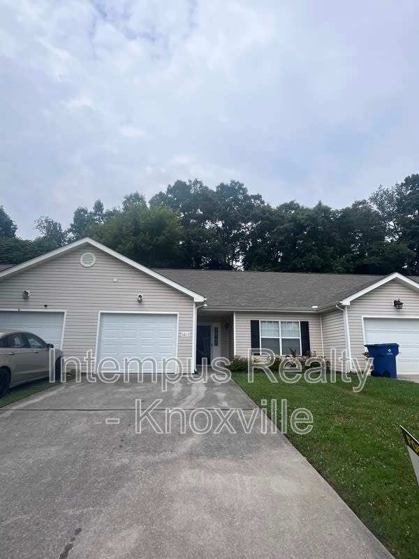 1013 Ashley Michelle Ct – photo 1