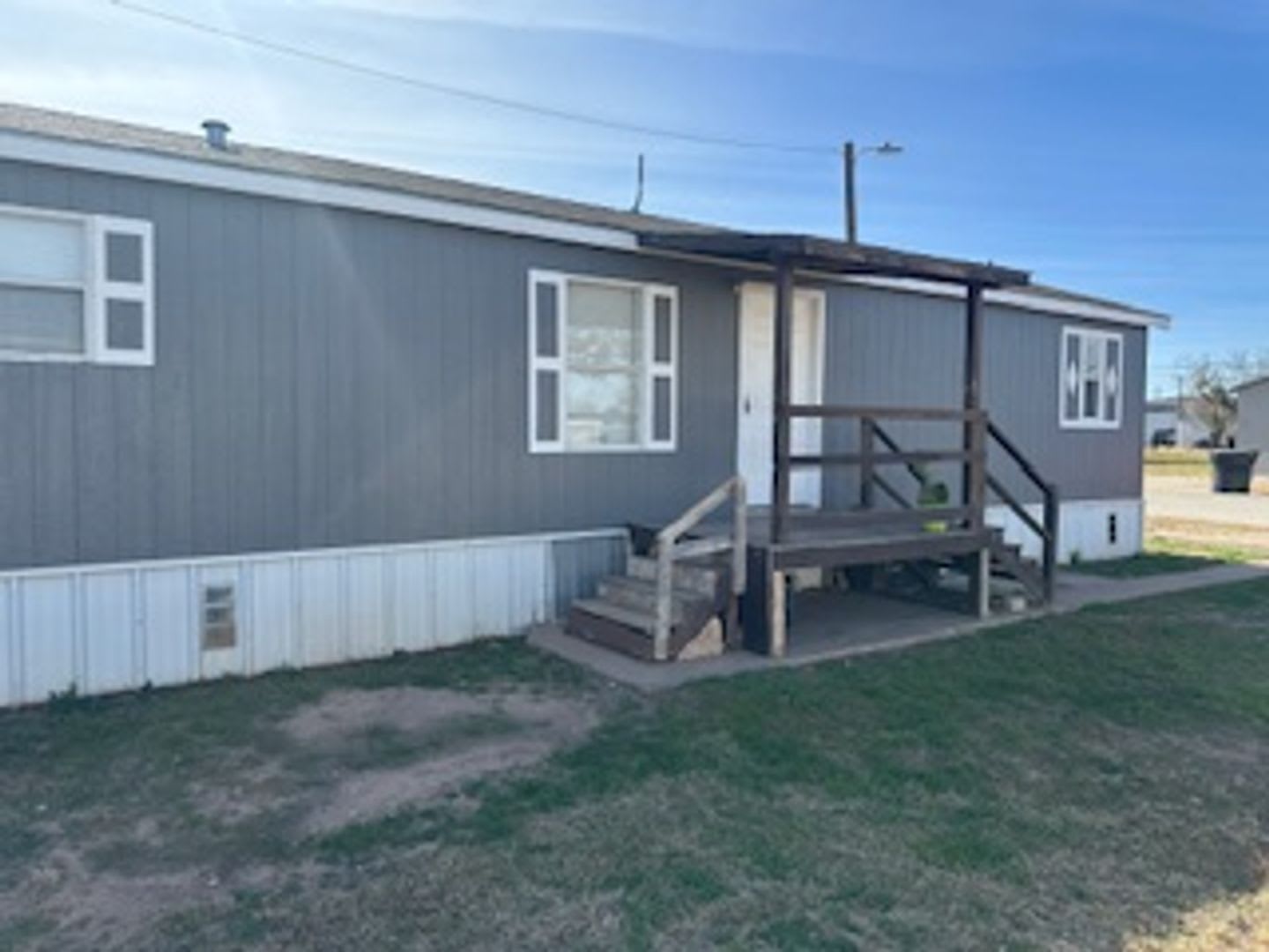 3/2 single wide; all appliances provided – photo 1