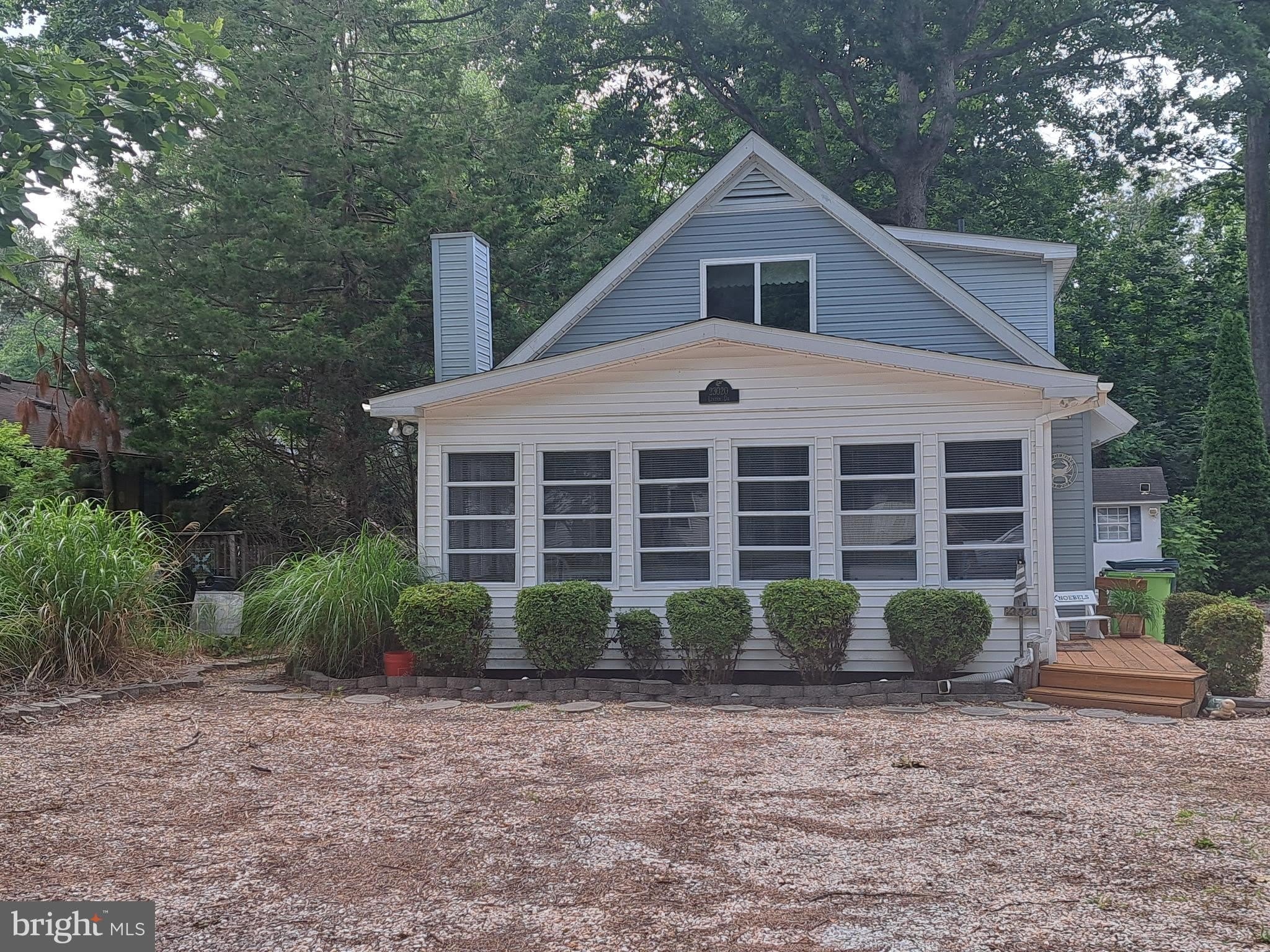 23020 LINDEN Drive – photo 1 of 20