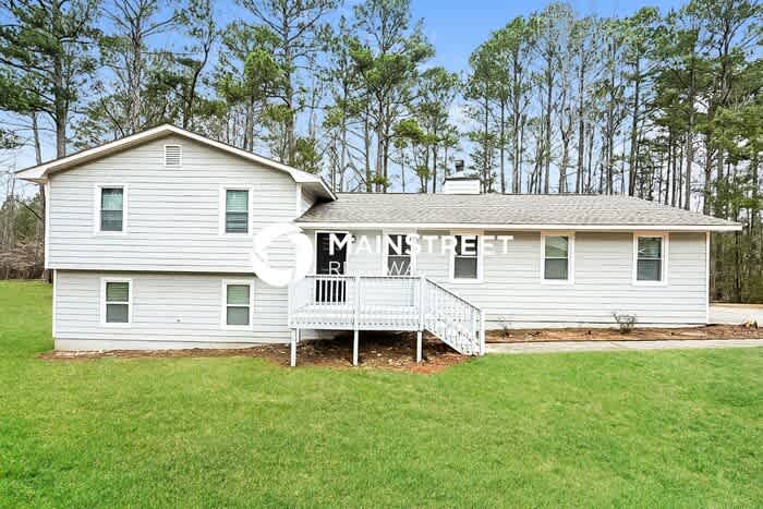 163 Wilson Circle – photo 1 of 18